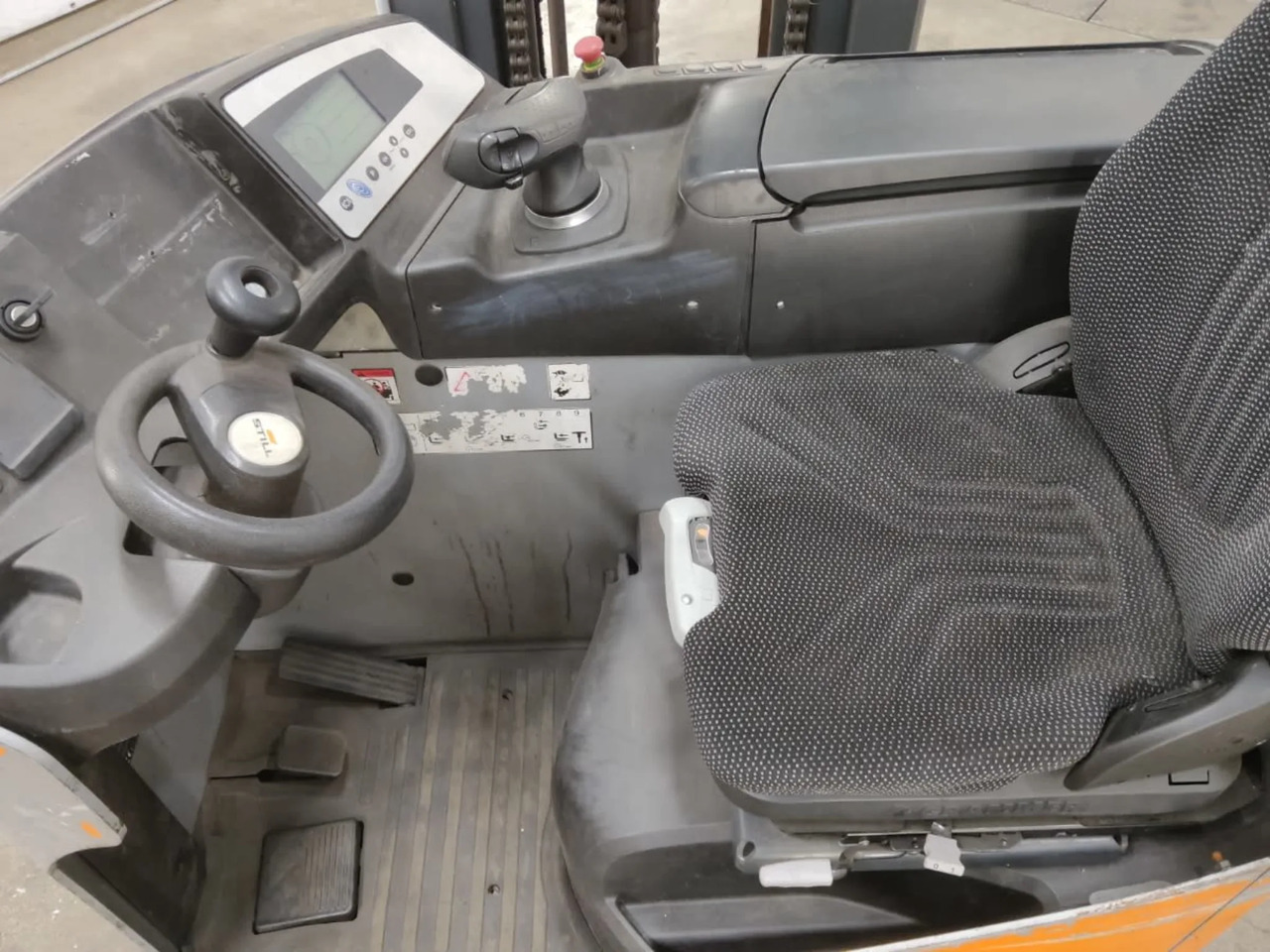 STILL FM-X20 - Carrello retrattile: foto 3 STILL FM-X20 - Carrello retrattile: foto 3