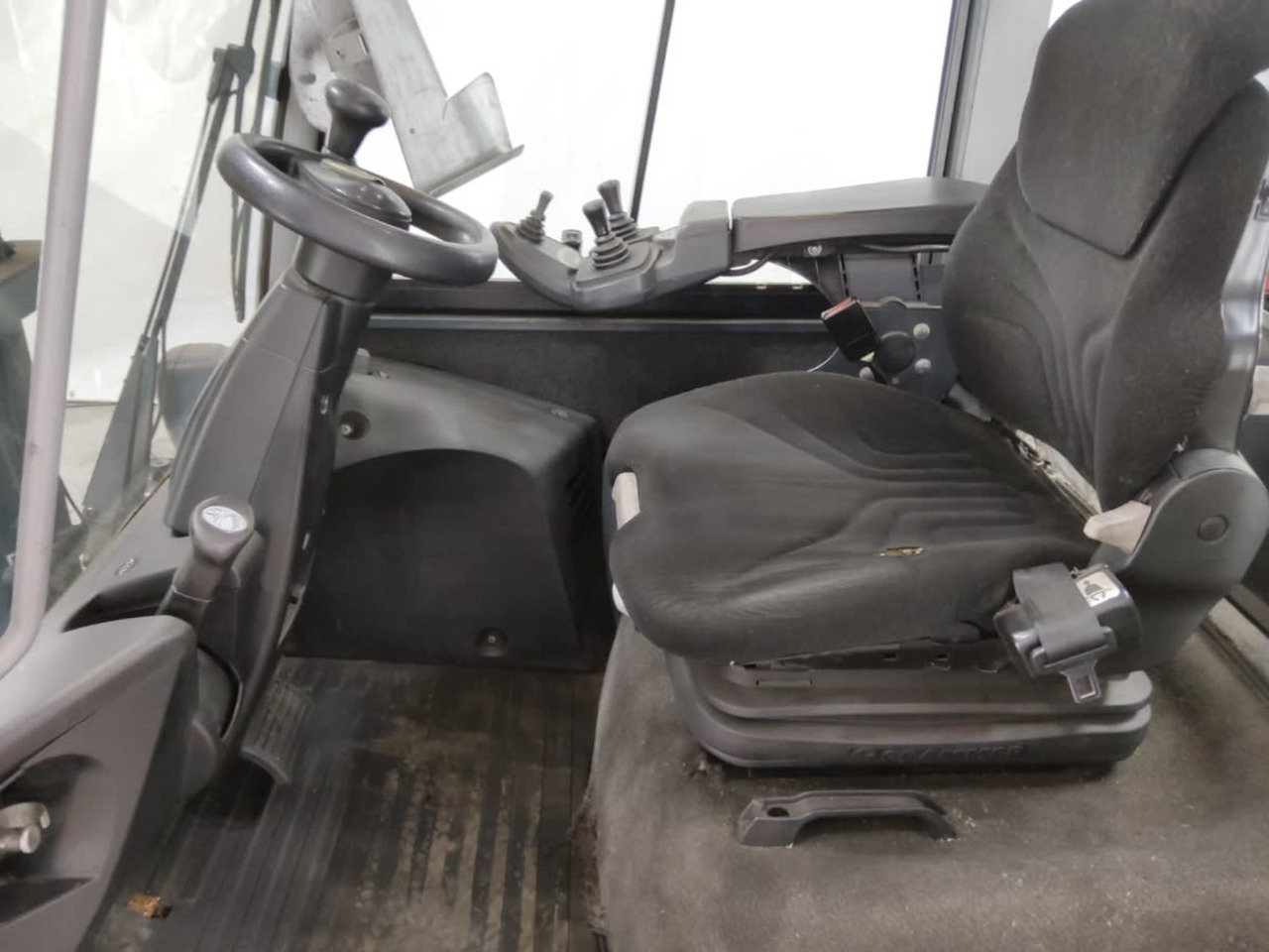 STILL RX70-50/600 - Carrello elevatore diesel: foto 4 STILL RX70-50/600 - Carrello elevatore diesel: foto 4
