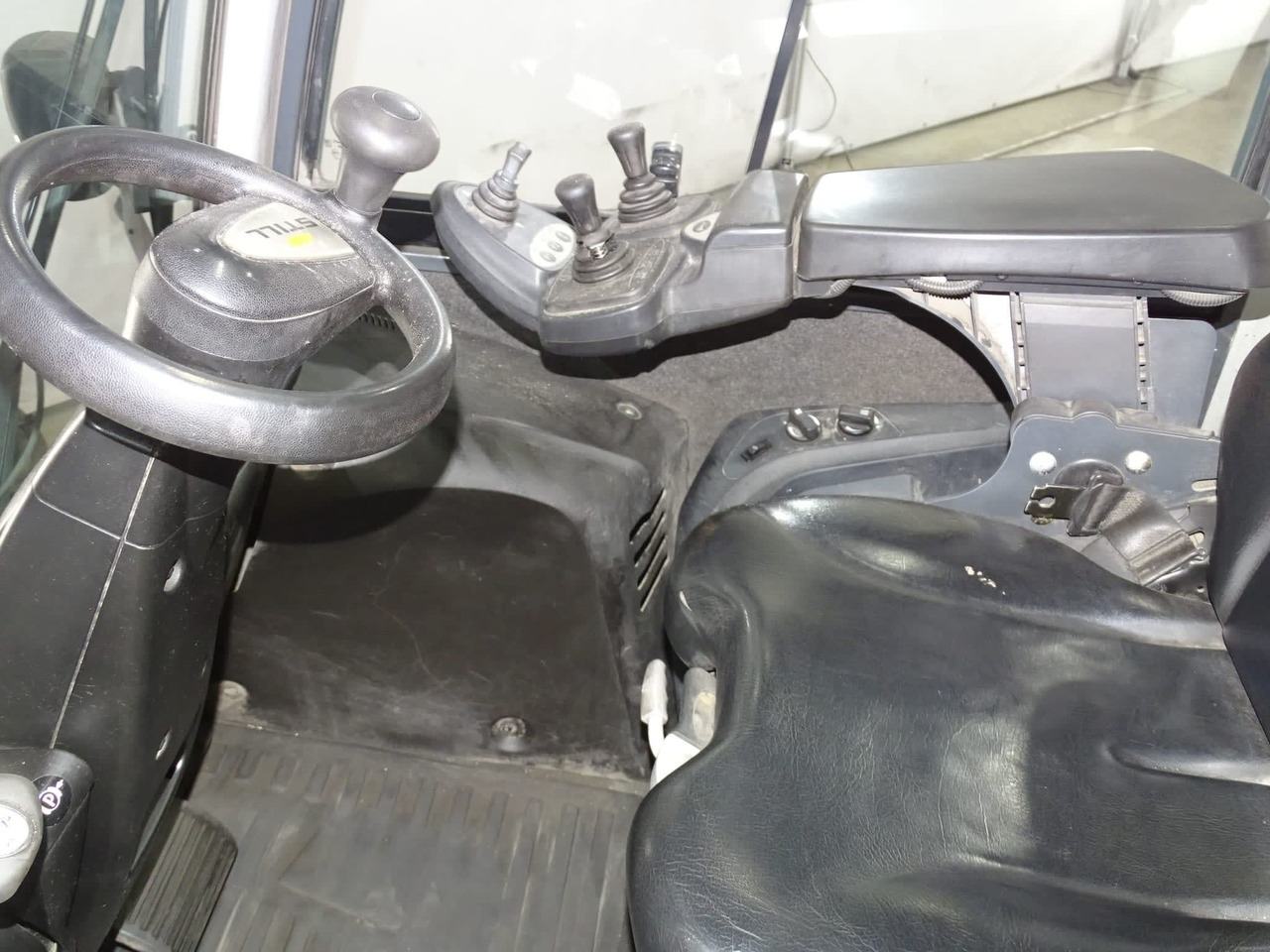STILL RX70-70 - Carrello elevatore diesel: foto 4 STILL RX70-70 - Carrello elevatore diesel: foto 4