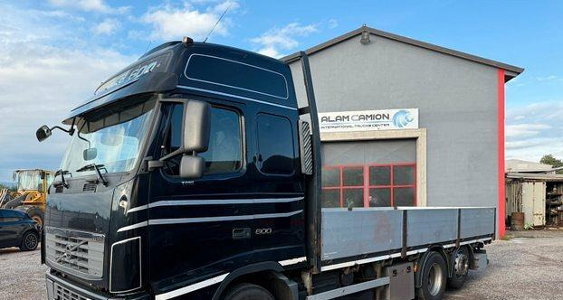 Volvo FH16-600. Euro 5 - Autocarro con pianale/ Cassone fisso: foto 1 Volvo FH16-600. Euro 5 - Autocarro con pianale/ Cassone fisso: foto 1