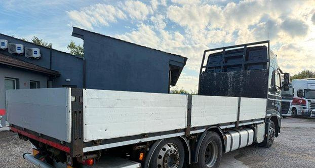 Volvo FH16-600. Euro 5 - Autocarro con pianale/ Cassone fisso: foto 4 Volvo FH16-600. Euro 5 - Autocarro con pianale/ Cassone fisso: foto 4