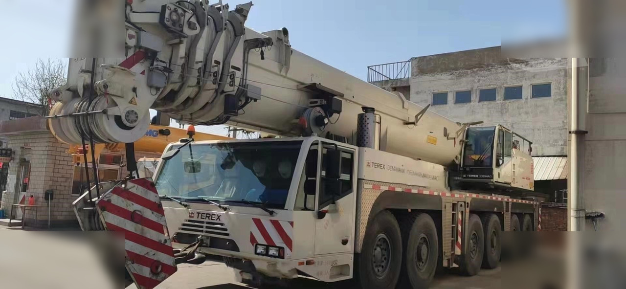 2009 DEMAG AC 350-1 - Gru multistrada: foto 1 2009 DEMAG AC 350-1 - Gru multistrada: foto 1