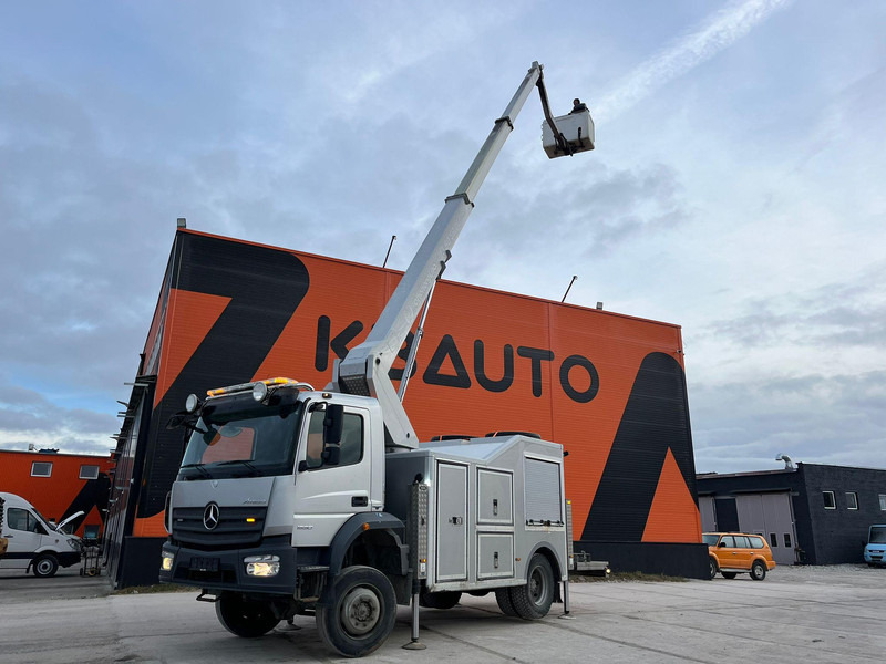 Mercedes-Benz Atego 1530 4x4 WORKING HEIGHT 23 m / 4X4 / FULL STEEL - Camion, Camion con gru: foto 1 Mercedes-Benz Atego 1530 4x4 WORKING HEIGHT 23 m / 4X4 / FULL STEEL - Camion, Camion con gru: foto 1