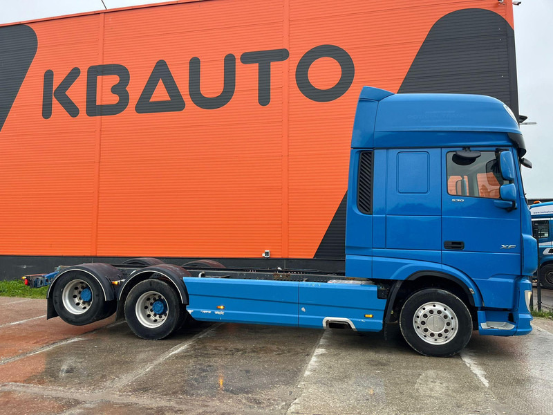 DAF XF 530 6x2 PTO / CHASSIS L=6074 mm - Autocarro telaio: foto 4 DAF XF 530 6x2 PTO / CHASSIS L=6074 mm - Autocarro telaio: foto 4