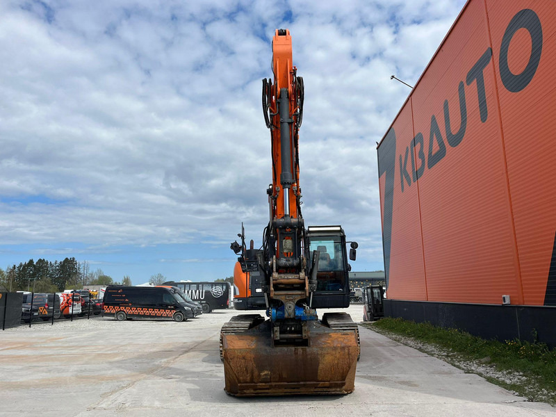 Doosan DX 235 LCR-5 3 D / ROTOTILT / CENTRAL LUBRICATION / AC - Escavatore cingolato: foto 3 Doosan DX 235 LCR-5 3 D / ROTOTILT / CENTRAL LUBRICATION / AC - Escavatore cingolato: foto 3