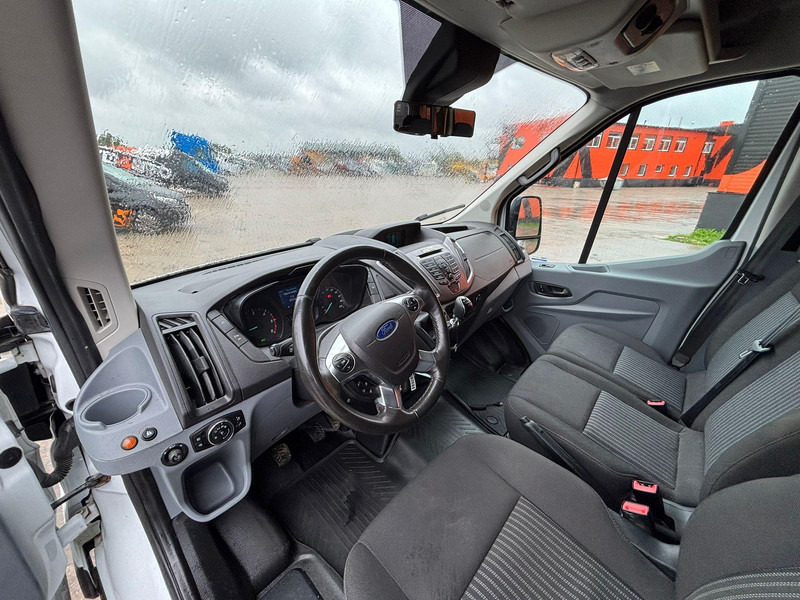 Leasing di Ford Transit Trend 17 +1 seats / DRIVER AC Ford Transit Trend 17 +1 seats / DRIVER AC: foto 10