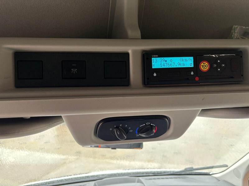 Leasing di Ford Transit Trend 17 +1 seats / DRIVER AC Ford Transit Trend 17 +1 seats / DRIVER AC: foto 16