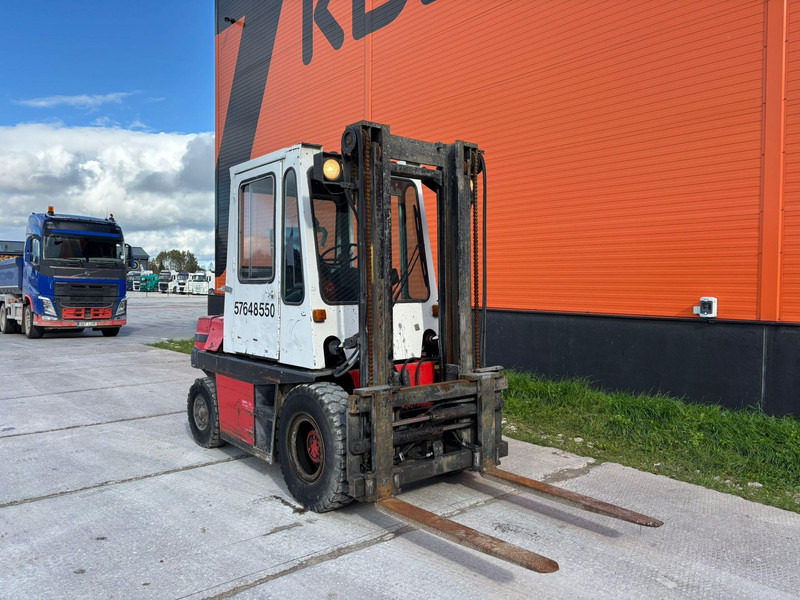 Kalmar DB 4-500 - Carrello elevatore diesel: foto 3 Kalmar DB 4-500 - Carrello elevatore diesel: foto 3