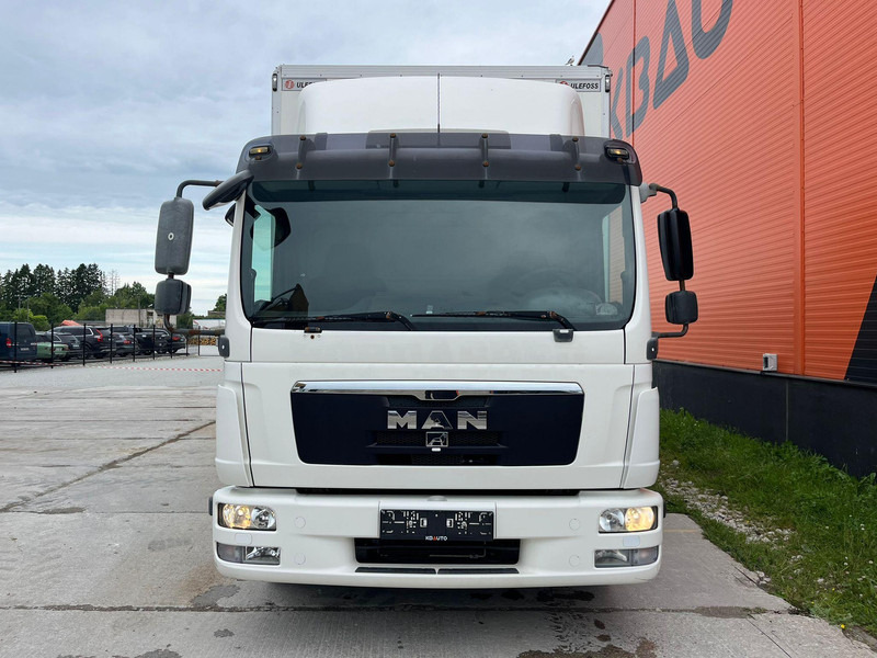 MAN TGL 12.220 4x2 BOX L=5945 mm - Autocarro furgonato: foto 2 MAN TGL 12.220 4x2 BOX L=5945 mm - Autocarro furgonato: foto 2