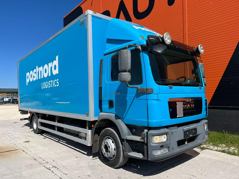 MAN TGM 15.250 4x2 BOX L=7531 mm - Autocarro furgonato: foto 3 MAN TGM 15.250 4x2 BOX L=7531 mm - Autocarro furgonato: foto 3