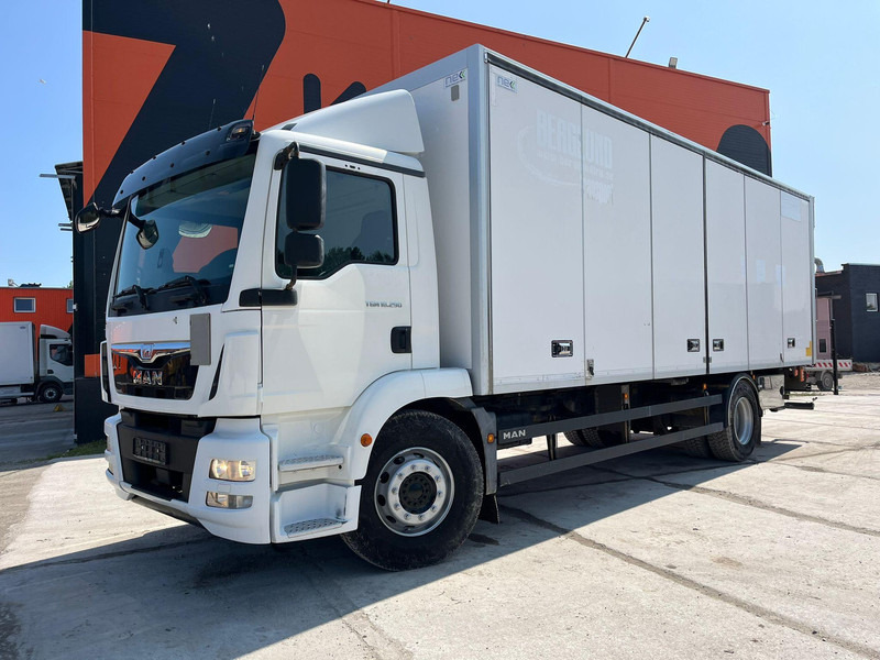 MAN TGM 18.290 4x2 BOX L=7543 mm - Autocarro furgonato: foto 2 MAN TGM 18.290 4x2 BOX L=7543 mm - Autocarro furgonato: foto 2