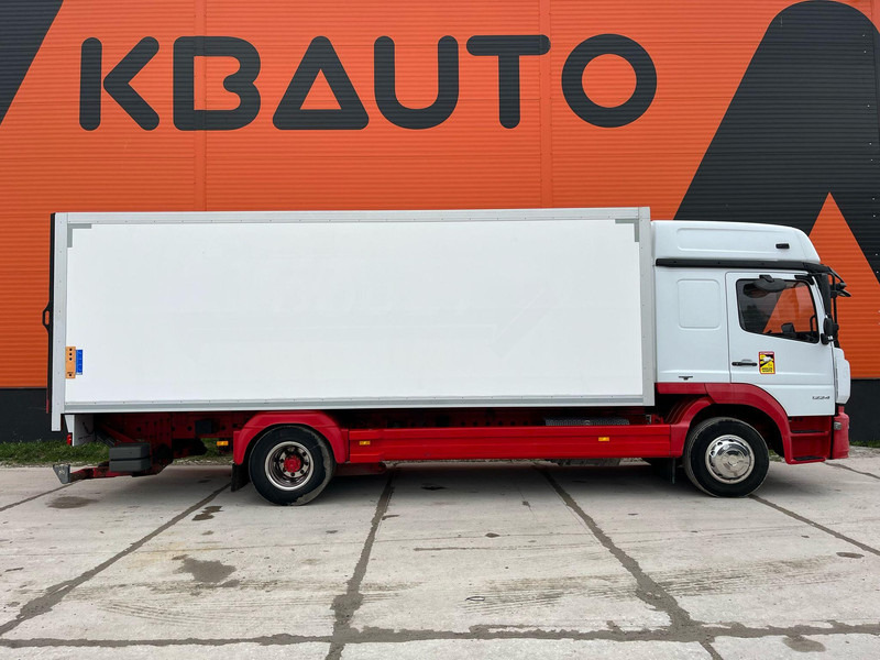 Mercedes-Benz Atego 1224 4x2 NEW ENGINE ! / BOX L=7548 mm - Autocarro furgonato: foto 4 Mercedes-Benz Atego 1224 4x2 NEW ENGINE ! / BOX L=7548 mm - Autocarro furgonato: foto 4