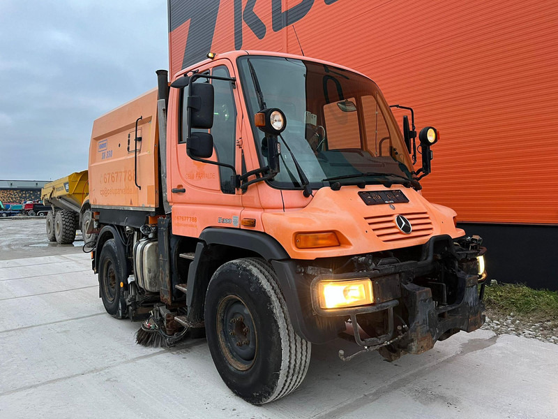 Mercedes-Benz UNIMOG U 300 4x4 TRILETY SK / 6918 hours - Spazzatrice stradale: foto 4 Mercedes-Benz UNIMOG U 300 4x4 TRILETY SK / 6918 hours - Spazzatrice stradale: foto 4