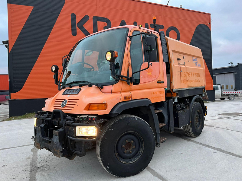 Mercedes-Benz UNIMOG U 300 4x4 TRILETY SK / 6918 hours - Spazzatrice stradale: foto 2 Mercedes-Benz UNIMOG U 300 4x4 TRILETY SK / 6918 hours - Spazzatrice stradale: foto 2