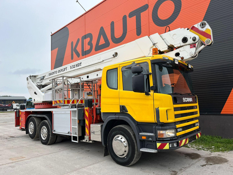 Scania P 114 6x2*4 BRONTO S 32 HDT / 32 meters / 440 kg - Piattaforma aerea: foto 4 Scania P 114 6x2*4 BRONTO S 32 HDT / 32 meters / 440 kg - Piattaforma aerea: foto 4