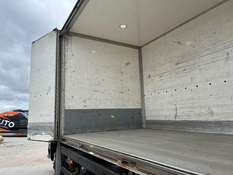 Autocarro furgonato Scania P 270 4x2 BOX L=7475 mm: foto 12 Autocarro furgonato Scania P 270 4x2 BOX L=7475 mm: foto 12