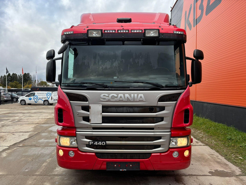 Scania P 440 6x2 RETARDER / CHASSIS L=7741 mm - Autocarro portacontainer/ Caisse interchangeable: foto 3 Scania P 440 6x2 RETARDER / CHASSIS L=7741 mm - Autocarro portacontainer/ Caisse interchangeable: foto 3