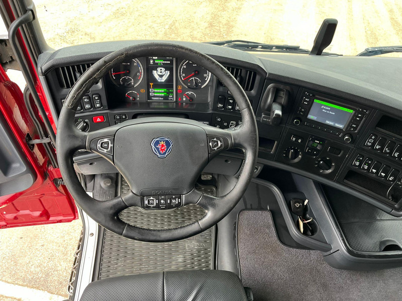 Autocarro telaio Scania R 730 6x4 FOR SALE AS CHASSIS / RETARDER / BIG AXLES: foto 12 Autocarro telaio Scania R 730 6x4 FOR SALE AS CHASSIS / RETARDER / BIG AXLES: foto 12