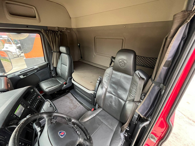 Autocarro telaio Scania R 730 6x4 FOR SALE AS CHASSIS / RETARDER / BIG AXLES: foto 14 Autocarro telaio Scania R 730 6x4 FOR SALE AS CHASSIS / RETARDER / BIG AXLES: foto 14