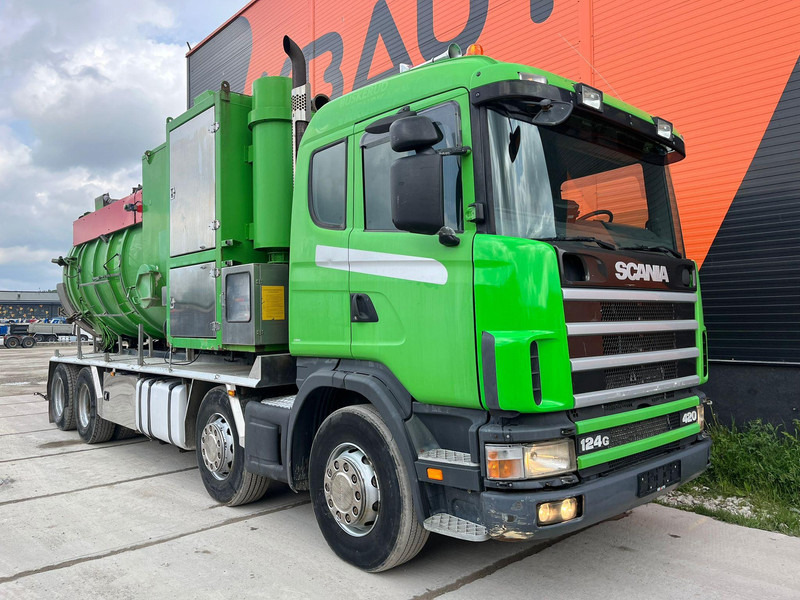 Scania R124 8x4 TANK 12000 l / VACUUM Disab P210/9 - 7800 m3/h / 1182 hours - Autospurgo: foto 3 Scania R124 8x4 TANK 12000 l / VACUUM Disab P210/9 - 7800 m3/h / 1182 hours - Autospurgo: foto 3