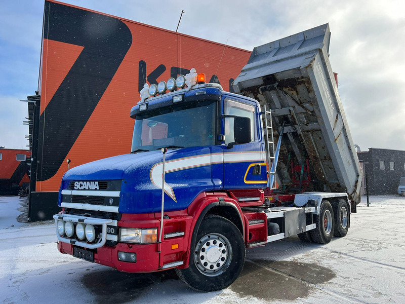 Scania T 144 460 6x2 V8 TORPEDO / FULL STEEL / DRUM BRAKES / BIG AXLE / BOX L=4701 mm - Autocarro ribaltabile: foto 2 Scania T 144 460 6x2 V8 TORPEDO / FULL STEEL / DRUM BRAKES / BIG AXLE / BOX L=4701 mm - Autocarro ribaltabile: foto 2