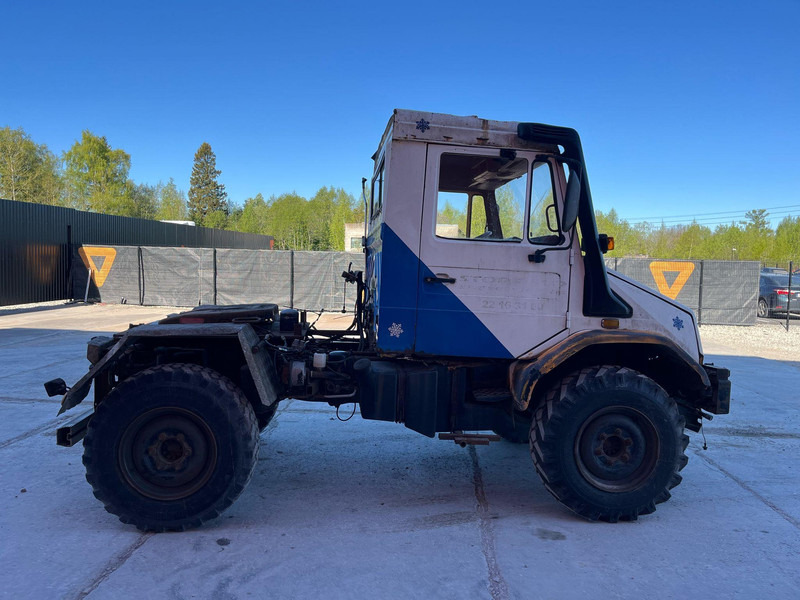 Mercedes-Benz Unimog U130 4x4 - Trattore stradale: foto 5 Mercedes-Benz Unimog U130 4x4 - Trattore stradale: foto 5