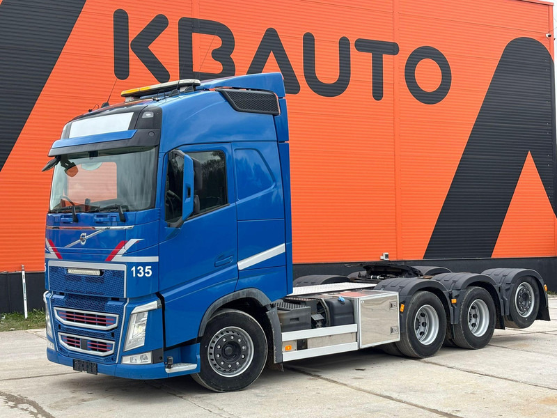 Volvo FH 500 8x4*4 GCW 70 ton / PTO - Trattore stradale: foto 1 Volvo FH 500 8x4*4 GCW 70 ton / PTO - Trattore stradale: foto 1