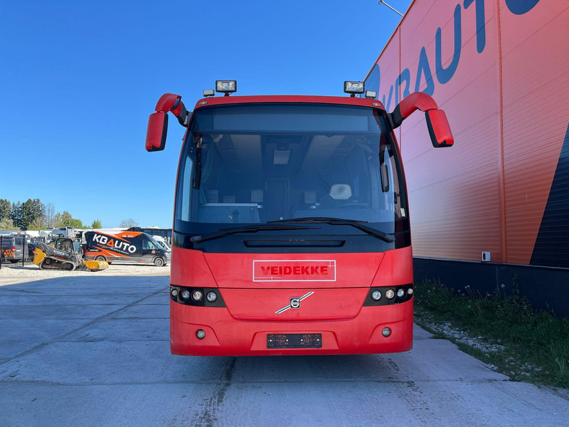 Volvo B12M 4x2 13 SEATS / AC / AUXILIARY HEATING / WC / KITCHEN - Autobus extraurbano: foto 2 Volvo B12M 4x2 13 SEATS / AC / AUXILIARY HEATING / WC / KITCHEN - Autobus extraurbano: foto 2