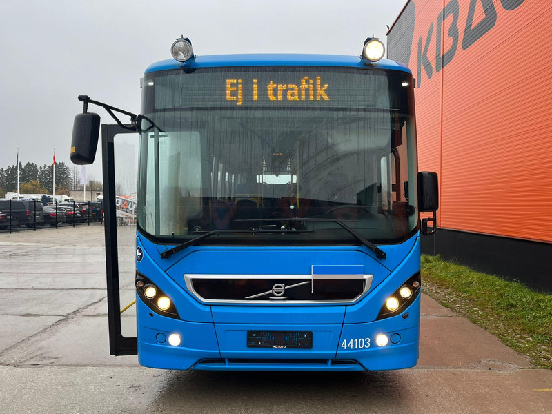 Volvo B7RLE 8900 4x2 48 SEATS + 28 STANDING / AC / AUXILIARY HEATER / WHEELCHAIR RAMP - Autobus extraurbano: foto 2 Volvo B7RLE 8900 4x2 48 SEATS + 28 STANDING / AC / AUXILIARY HEATER / WHEELCHAIR RAMP - Autobus extraurbano: foto 2