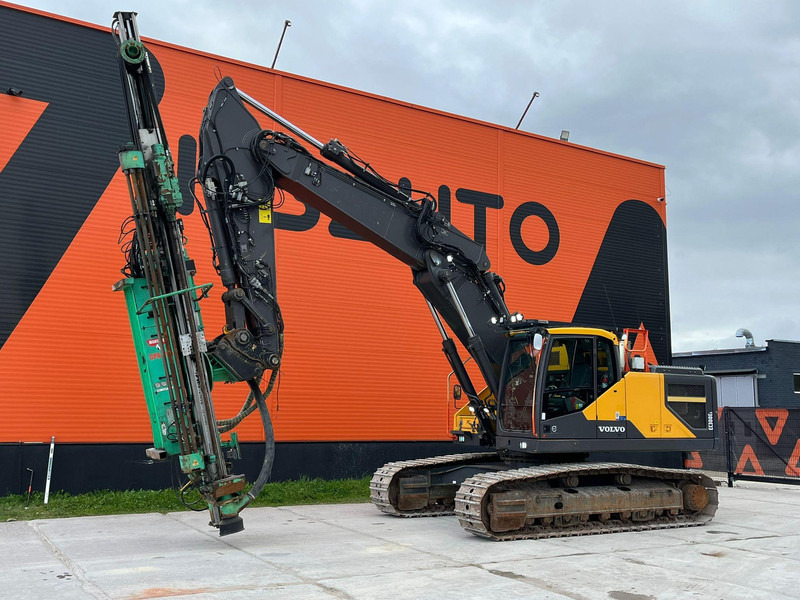 Volvo EC 300 E WITH MONTABERT CPA 295 DRILL PRICE 123900.- - Escavatore cingolato: foto 1 Volvo EC 300 E WITH MONTABERT CPA 295 DRILL PRICE 123900.- - Escavatore cingolato: foto 1