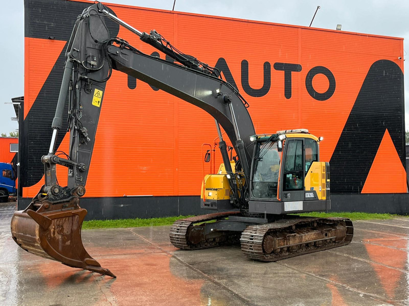 Volvo ECR 235 E CENTRAL LUBRICATION / AC - Escavatore cingolato: foto 1 Volvo ECR 235 E CENTRAL LUBRICATION / AC - Escavatore cingolato: foto 1