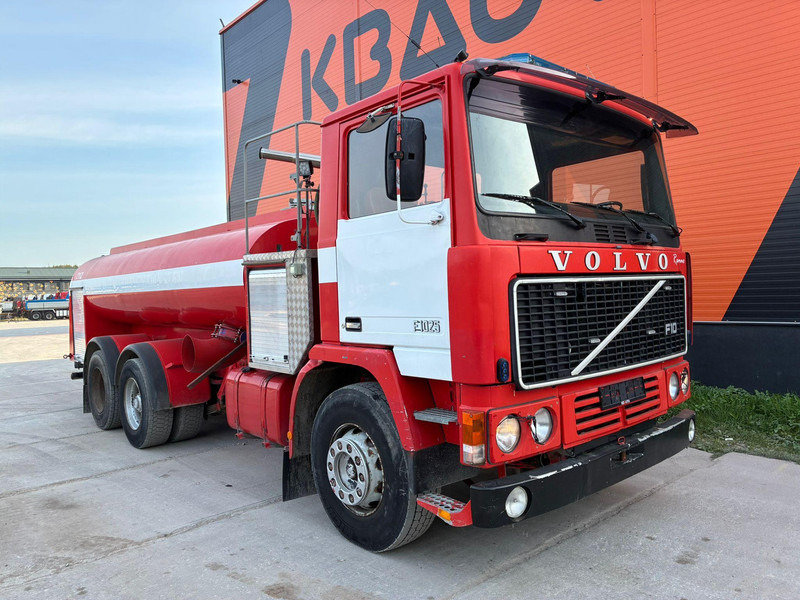 Volvo F 10 6x2 Ruberg / 2700 l/min / tanks 9000 I + 1000 l - Autopompa: foto 4 Volvo F 10 6x2 Ruberg / 2700 l/min / tanks 9000 I + 1000 l - Autopompa: foto 4
