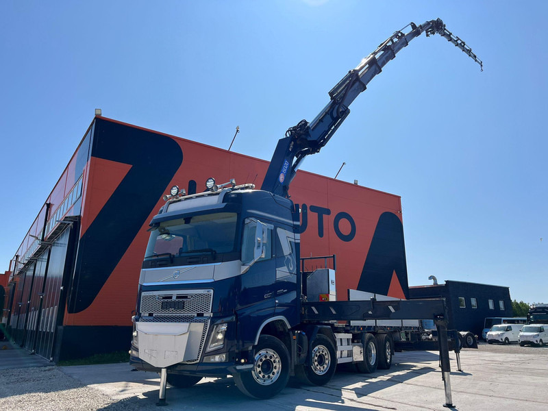Volvo FH 16 650 8x2*6 HMF 6020K-RC + JIB / PLATFORM L=6344 mm - Autocarro con pianale/ Cassone fisso, Camion con gru: foto 1 Volvo FH 16 650 8x2*6 HMF 6020K-RC + JIB / PLATFORM L=6344 mm - Autocarro con pianale/ Cassone fisso, Camion con gru: foto 1