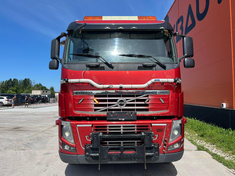 Volvo FH 16 700 8x4*4 HIAB XR 24 ton / L=5800 mm - Autocarro scarrabile: foto 3 Volvo FH 16 700 8x4*4 HIAB XR 24 ton / L=5800 mm - Autocarro scarrabile: foto 3