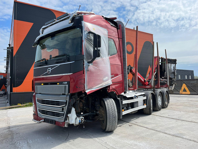 Volvo FH 16 750 8x4/4 DAMAGED ! - Camion trasporto legname, Camion con gru: foto 2 Volvo FH 16 750 8x4/4 DAMAGED ! - Camion trasporto legname, Camion con gru: foto 2