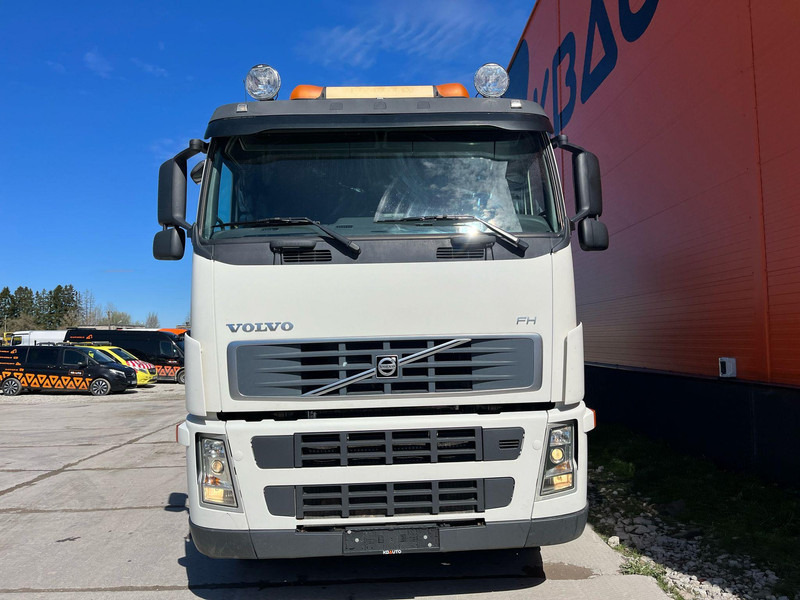 Volvo FH 440 6x2 HIAB 144E-3 / PLATFORM L=7061 mm - Autocarro con pianale/ Cassone fisso, Camion con gru: foto 3 Volvo FH 440 6x2 HIAB 144E-3 / PLATFORM L=7061 mm - Autocarro con pianale/ Cassone fisso, Camion con gru: foto 3