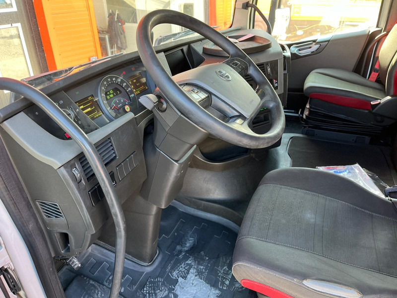 Leasing di Volvo FH 460 6x2*4 FOR SALE AS CHASSIS / CHASSIS L=7400 mm Volvo FH 460 6x2*4 FOR SALE AS CHASSIS / CHASSIS L=7400 mm: foto 13