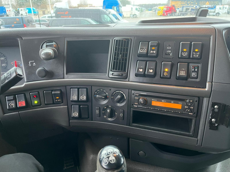 Autocarro con pianale/ Cassone fisso Volvo FH 540 6x2*4 PLATFORM L=6925 mm: foto 20