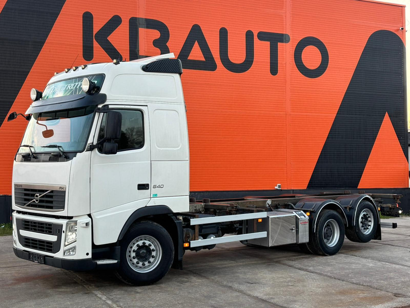 Volvo FH 540 6x2 LOW CHECKED MILEAGE ! / RETARDER / CHASSIS L=6975 mm - Autocarro telaio: foto 1 Volvo FH 540 6x2 LOW CHECKED MILEAGE ! / RETARDER / CHASSIS L=6975 mm - Autocarro telaio: foto 1