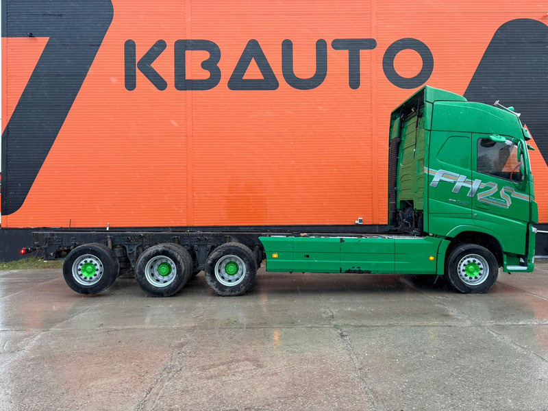 Volvo FH 540 8x4*4 9 TON FRONT AXLE / RETARDER / CHASSIS L=7989 mm - Autocarro telaio: foto 5 Volvo FH 540 8x4*4 9 TON FRONT AXLE / RETARDER / CHASSIS L=7989 mm - Autocarro telaio: foto 5