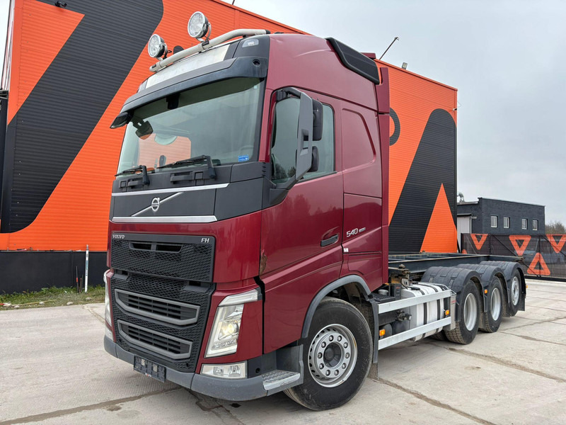 Volvo FH 540 8x4*4 CHASSIS L=6124 mm - Autocarro telaio: foto 2 Volvo FH 540 8x4*4 CHASSIS L=6124 mm - Autocarro telaio: foto 2