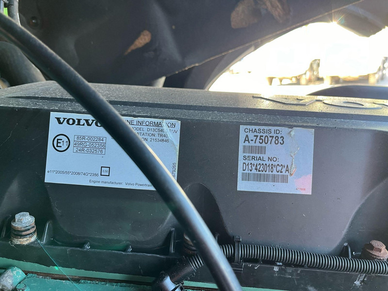 Autocarro telaio Volvo FH 540 8x4/4 FOR SALE AS CHASSIS !: foto 12