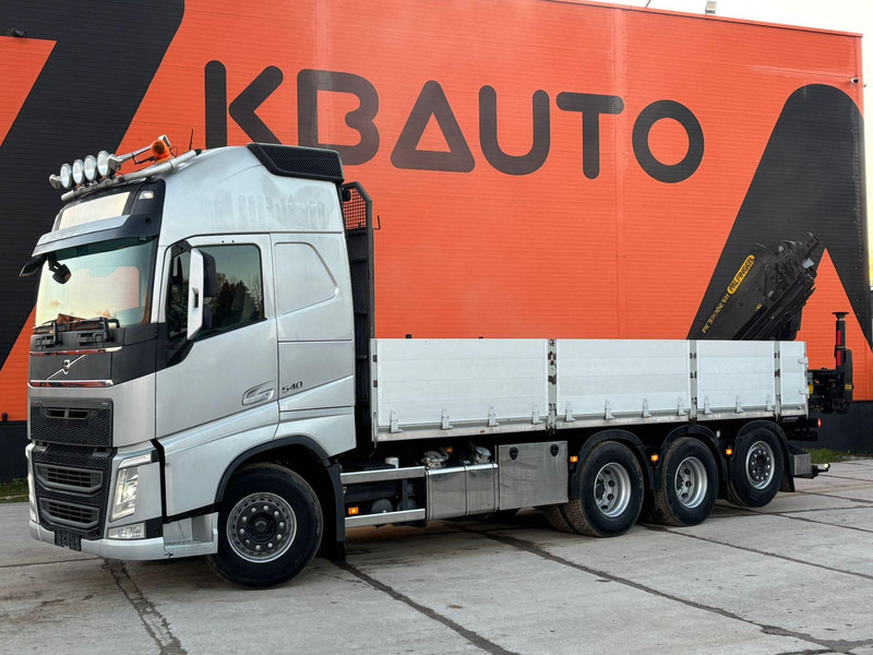 Volvo FH 540 8x4*4 PALFINGER PK 33002 EH / PLATFORM L=7049 mm - Autocarro con pianale/ Cassone fisso, Camion con gru: foto 2 Volvo FH 540 8x4*4 PALFINGER PK 33002 EH / PLATFORM L=7049 mm - Autocarro con pianale/ Cassone fisso, Camion con gru: foto 2