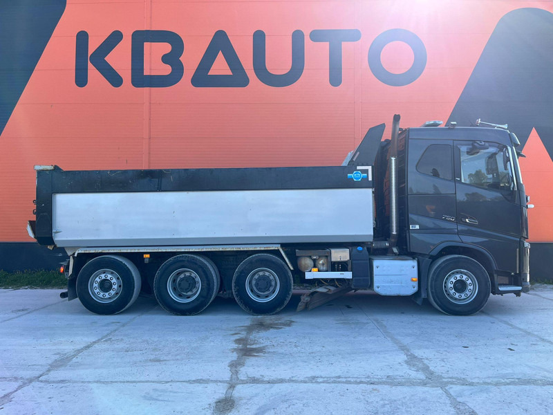 Volvo FH 750 8x4*4 UNDERBODY SCRAPER / RETARDER / BOX L=5940 mm - Autocarro ribaltabile: foto 5 Volvo FH 750 8x4*4 UNDERBODY SCRAPER / RETARDER / BOX L=5940 mm - Autocarro ribaltabile: foto 5
