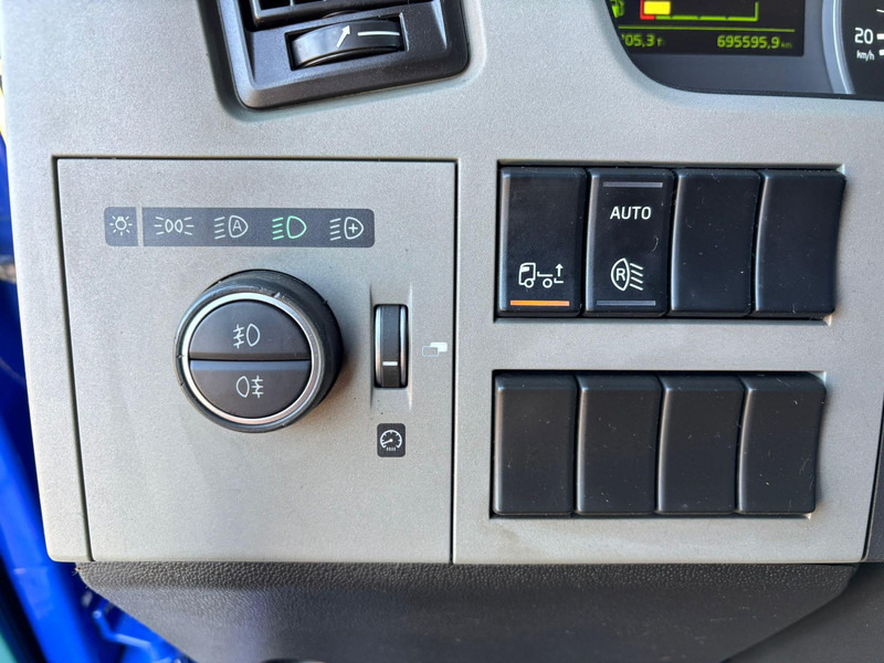 Autocarro furgonato Volvo FM 330 4x2 BOX L=7608 mm: foto 20 Autocarro furgonato Volvo FM 330 4x2 BOX L=7608 mm: foto 20