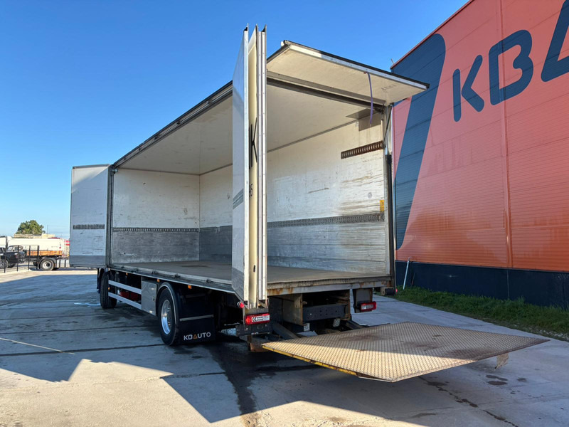 Autocarro furgonato Volvo FM 330 4x2 BOX L=7608 mm: foto 11 Autocarro furgonato Volvo FM 330 4x2 BOX L=7608 mm: foto 11