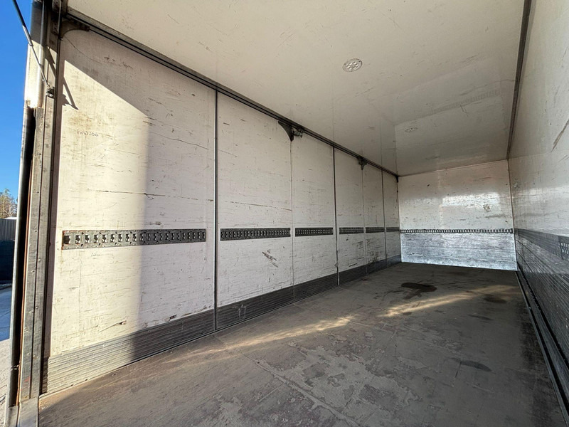 Autocarro furgonato Volvo FM 330 4x2 BOX L=7608 mm: foto 14 Autocarro furgonato Volvo FM 330 4x2 BOX L=7608 mm: foto 14