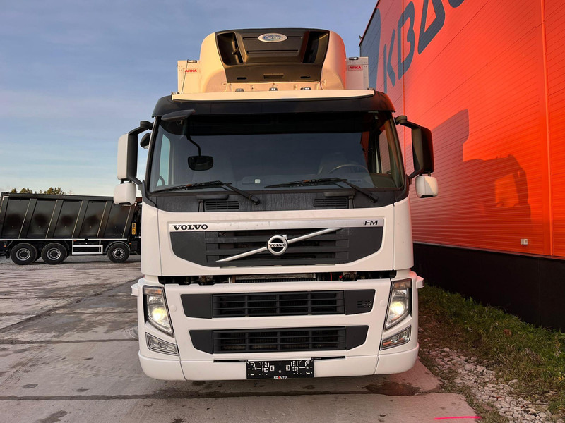 Volvo FM 370 4x2 SUPRA 950 Mt / BOX L=7746 mm - Autocarro frigorifero: foto 3 Volvo FM 370 4x2 SUPRA 950 Mt / BOX L=7746 mm - Autocarro frigorifero: foto 3