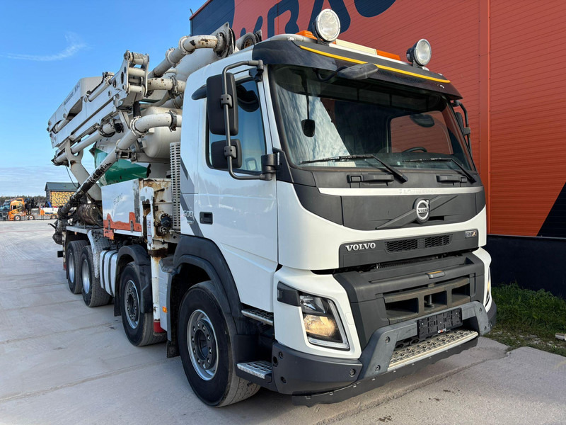 Volvo FMX 500 8x4 PUMI 24-3 - 24 m - 2303 hours / 7 m3 / FULL STEEL - Autobetoniera: foto 4 Volvo FMX 500 8x4 PUMI 24-3 - 24 m - 2303 hours / 7 m3 / FULL STEEL - Autobetoniera: foto 4