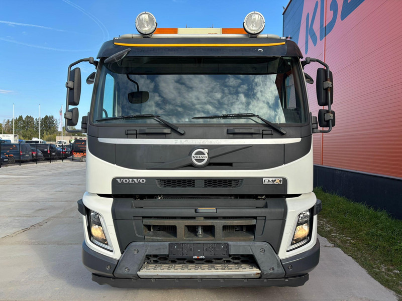 Volvo FMX 500 8x4 PUMI 24-3 - 24 m - 2303 hours / 7 m3 / FULL STEEL - Autobetoniera: foto 3 Volvo FMX 500 8x4 PUMI 24-3 - 24 m - 2303 hours / 7 m3 / FULL STEEL - Autobetoniera: foto 3